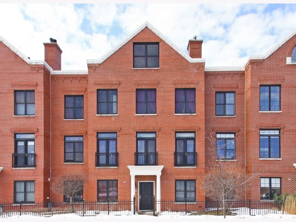Townhomes Rented Tower Crossing Glenview Illinois, 2004 Patriot
