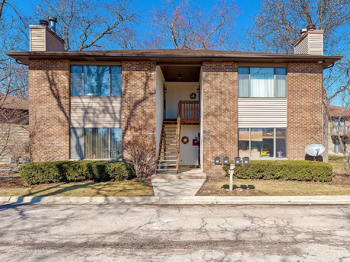 Condos & Townhomes & Homes Sold Pinebrook Meadows Geneva Illinois, 295 Harrison