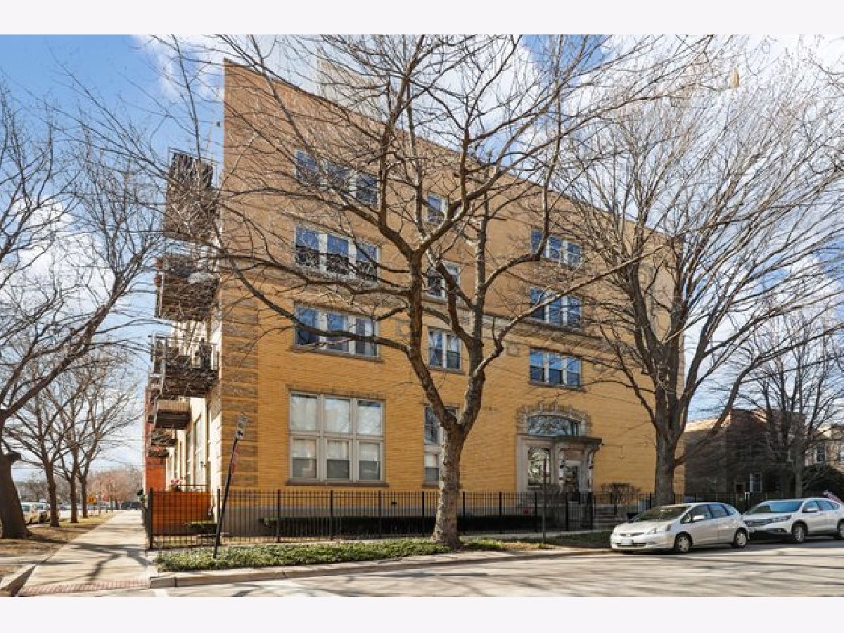Homes & Condominiums Sold St Bens Chicago Illinois, 3900 Claremont