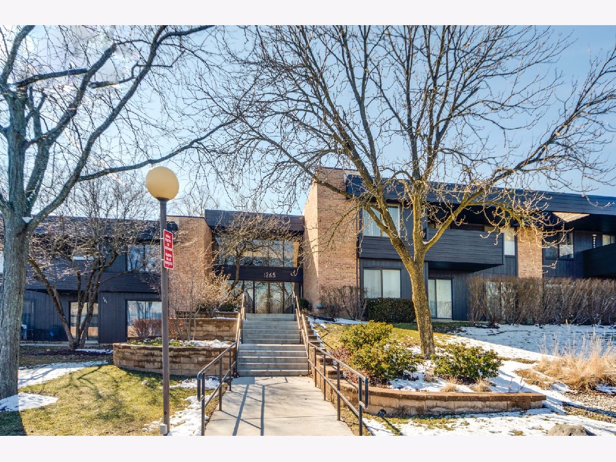 Condominiums Sold Countryside Palatine Illinois, 1265 Sterling