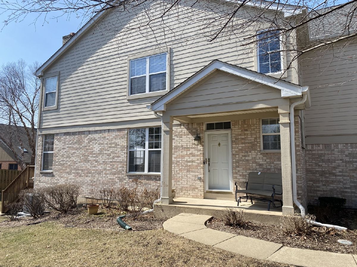 Townhomes Sold Villas Of Thornfield Bloomingdale Illinois, 221 Westminster