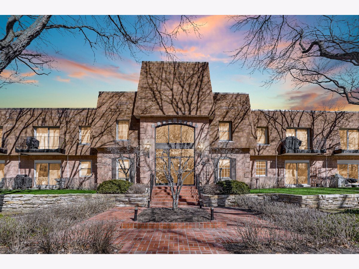 Condominiums Sold Brooke Estates Highland Park Illinois, 1240 Park
