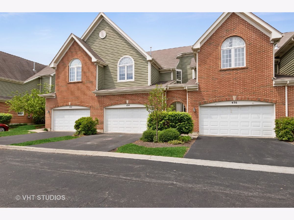Townhomes & Homes Sold Palatine Commons Palatine Illinois, 454 Fairview