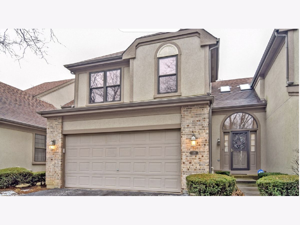 Townhomes Sold Ashton Park Schaumburg Illinois, 123 Barton