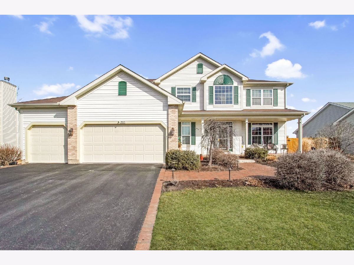 Homes Sold Hidden Grove Dekalb Illinois, 725 Poplar