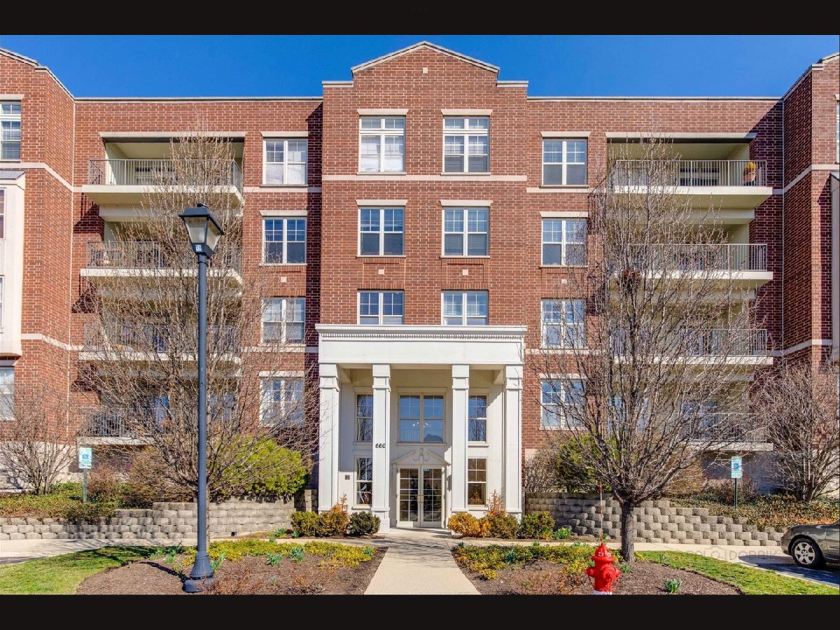 Townhomes & Condos Rented Astor Place Wheeling Illinois, 660 Prestwick