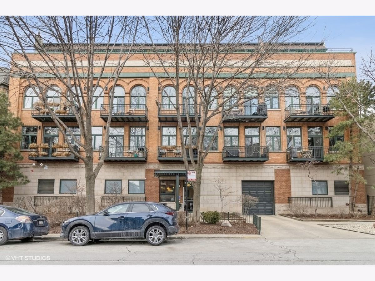 Condos & Townhomes Sold Skybox Lofts Chicago Illinois, 920 Sheridan