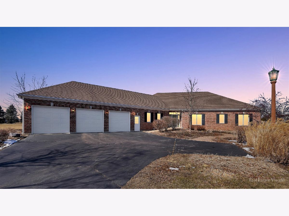 Homes Sold Hughes Creek Elburn Illinois, 764 Carolyn