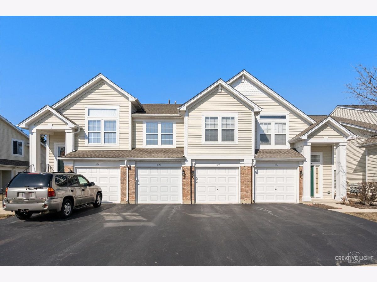 Huntington Chase Elk Grove Village IL, Townhomes & Condos For Sale