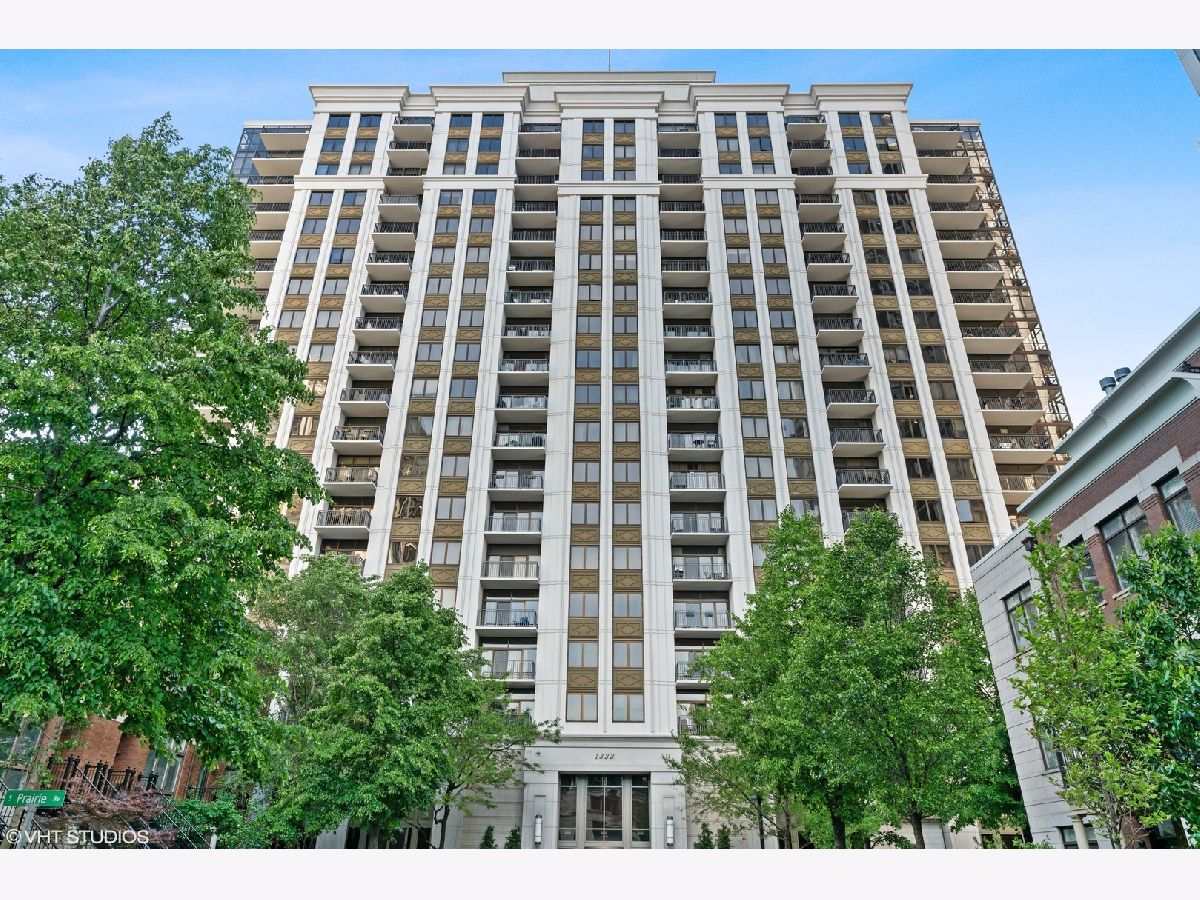 Condominiums Sold Museum Park Tower Chicago Illinois, 1322 Prairie
