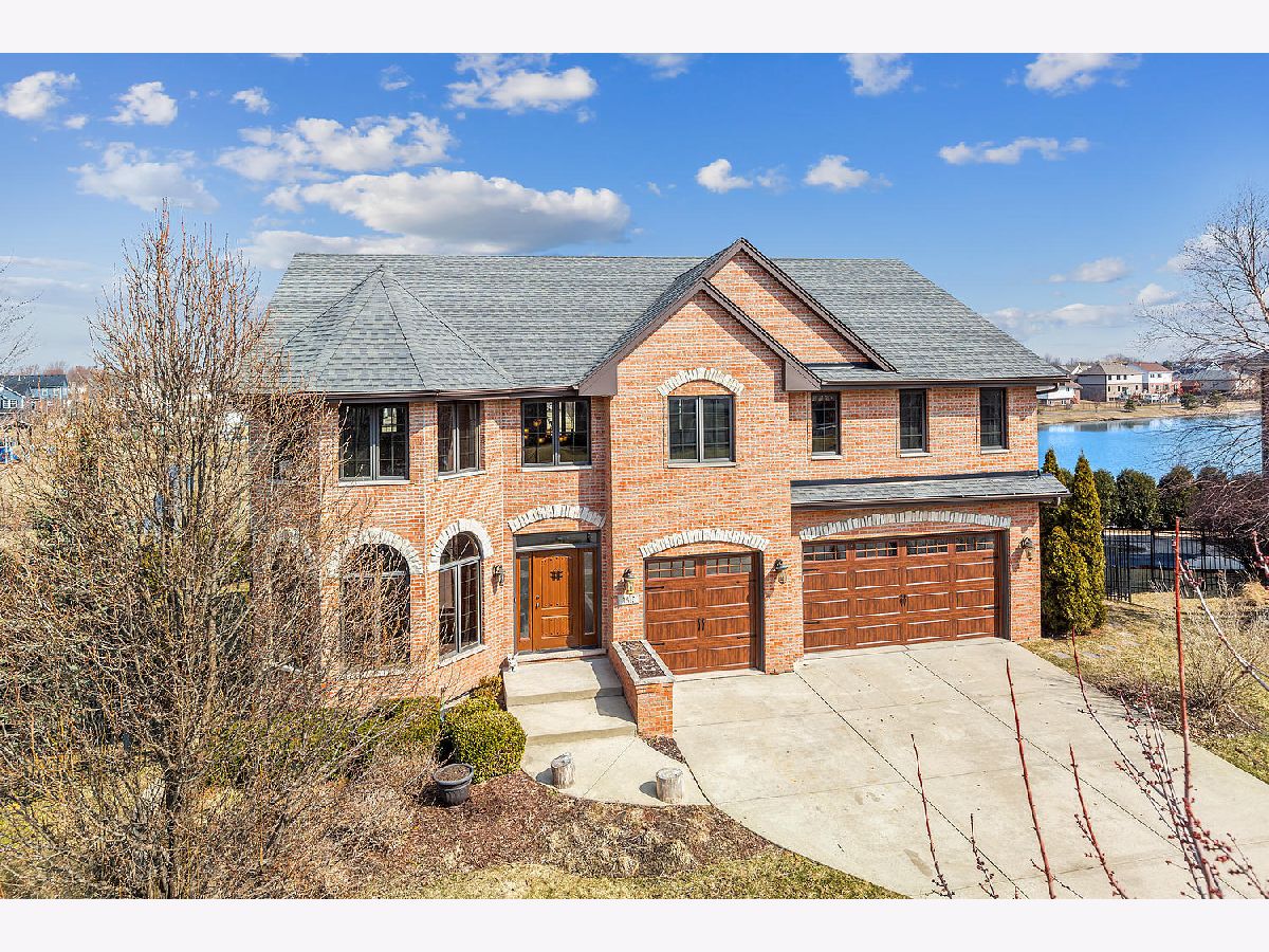 Homes Sold Hibernia Estates New Lenox Illinois, 1615 Terrence