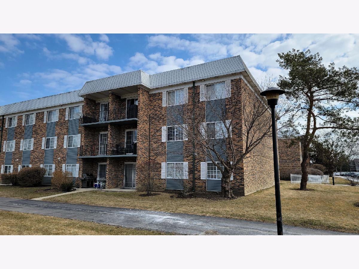 Condominiums Sold Arlington Glen Arlington Heights Illinois