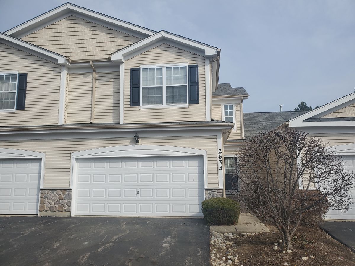 Homes & Townhomes Rented Running Brook Farm Johnsburg Illinois, 2633 Kendall Crossing