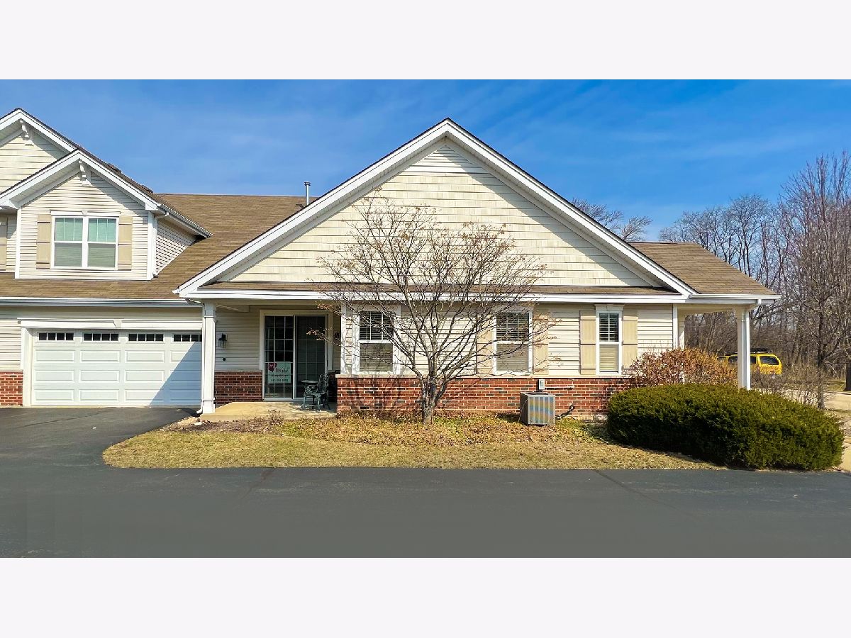Townhomes Sold Traditions At Glen Flora Waukegan Illinois, 2562 Burnside
