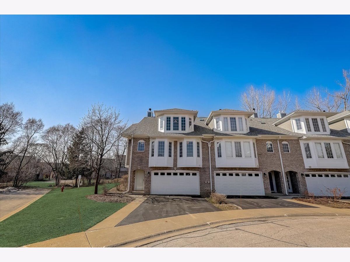 Townhomes Sold Willow Glen Palatine Illinois, 1053 Glenview