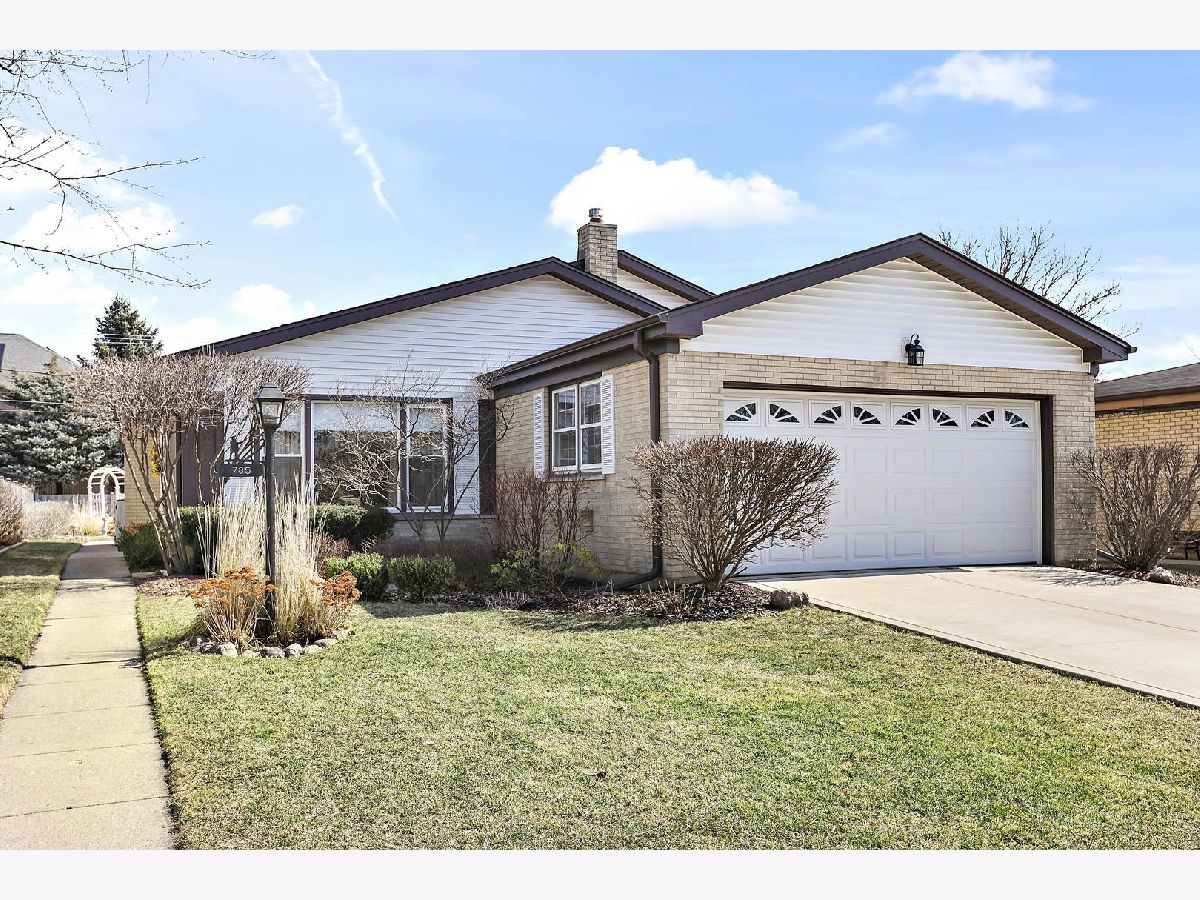 Homes Sold Park Manor Arlington Heights Illinois, 735 Roosevelt