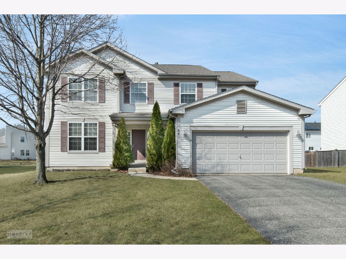 Homes Sold Natures Glen Aurora Illinois, 881 Alpine