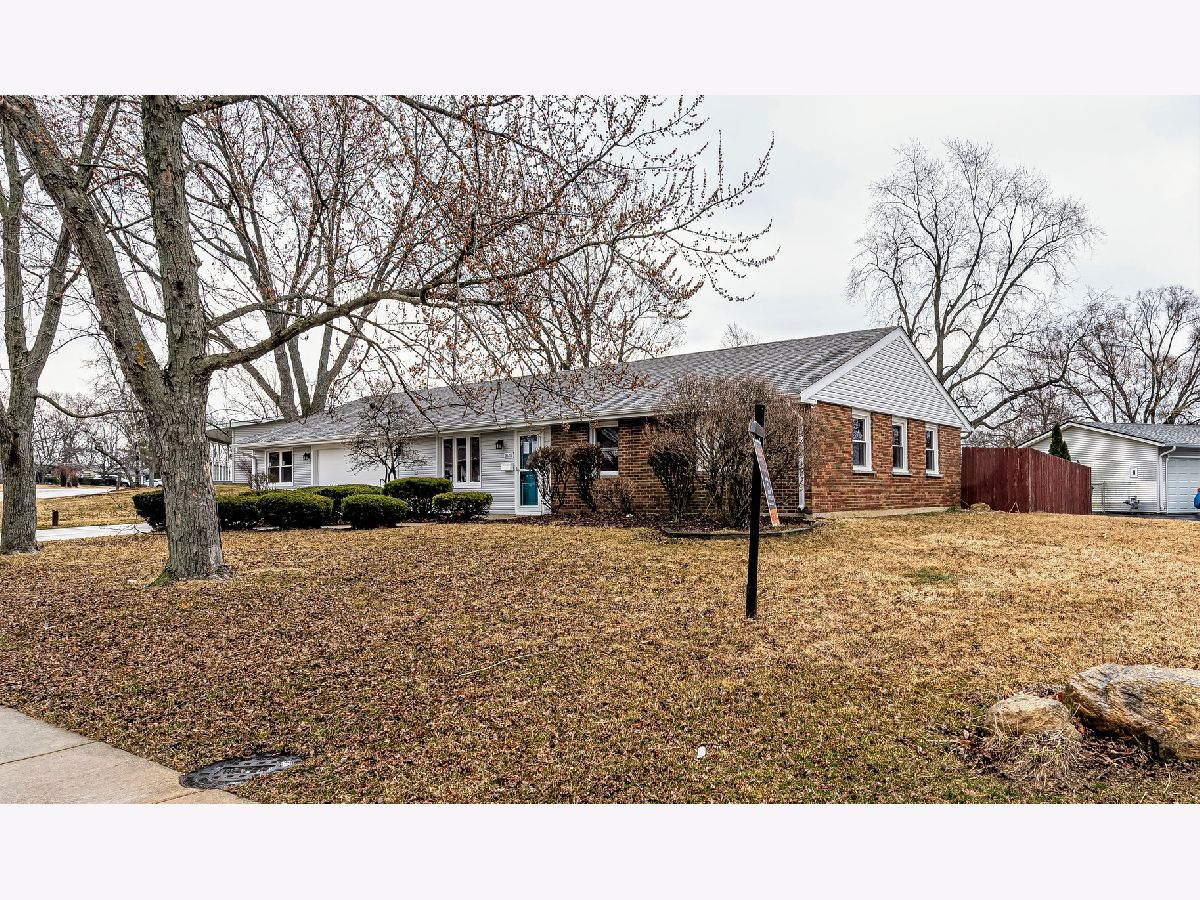 Homes Sold Orland Hills Gardens Orland Park Illinois, 10211 Hiawatha