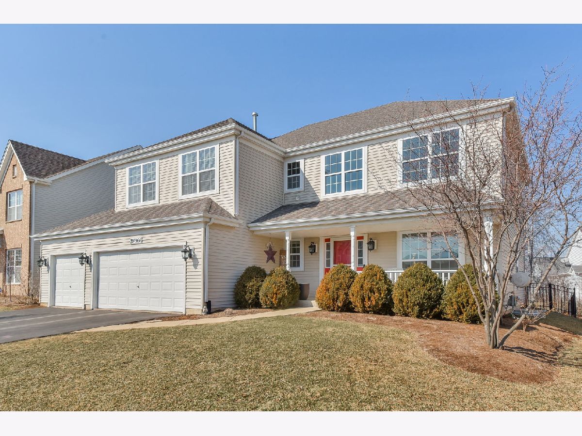 Homes Sold Mill Creek Tanna Geneva Illinois, 39W964 Wellington