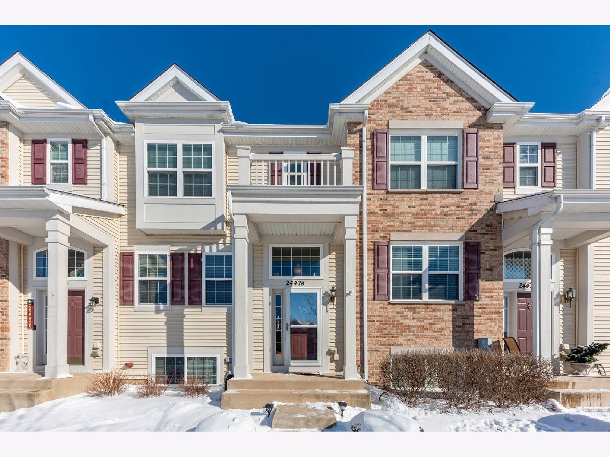 Patriot Square Plainfield IL, Townhomes For Sale & For Rent Sadie