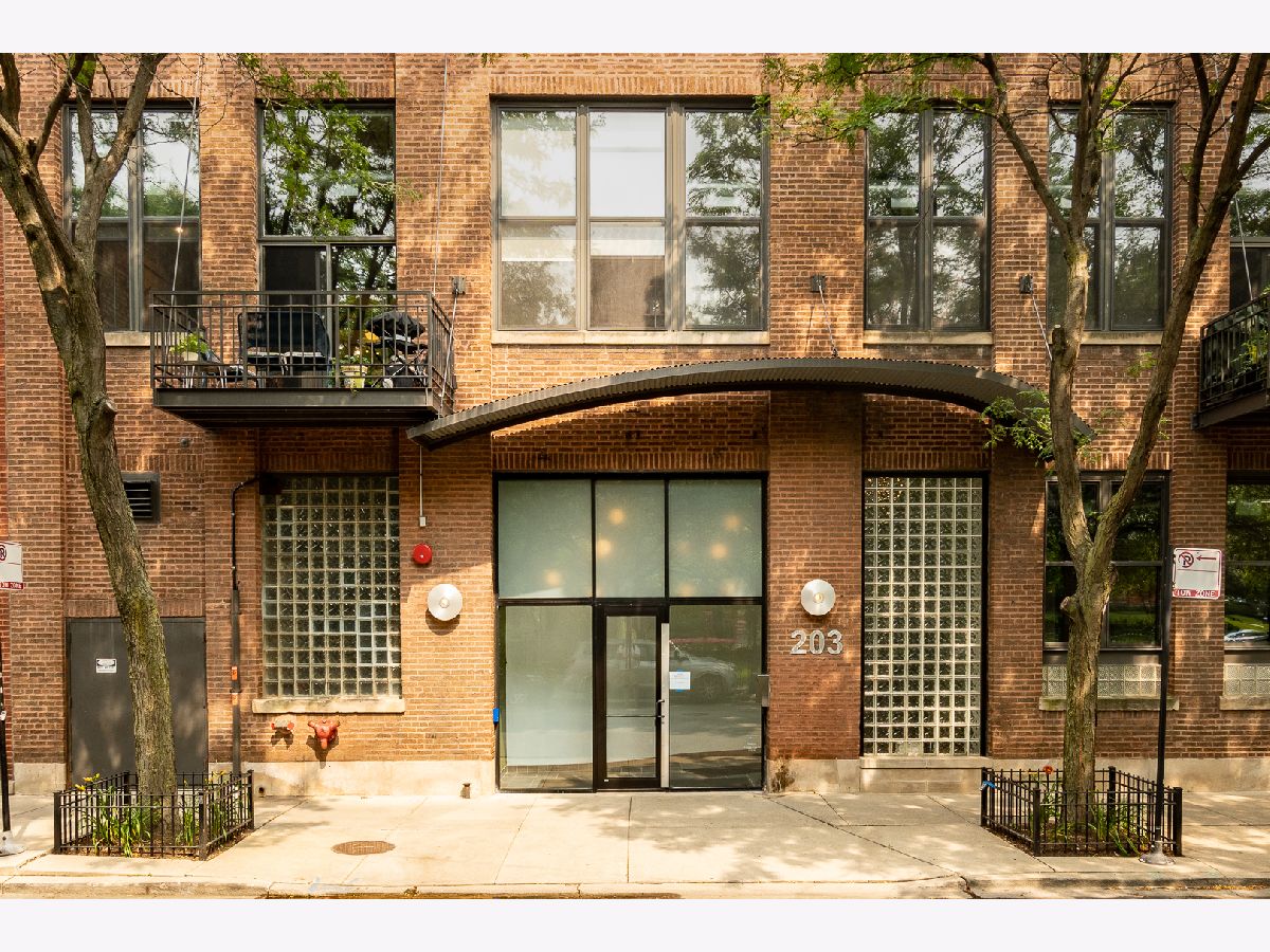 Condos & Townhomes Sold Beacon Lofts Chicago Illinois, 203 Sangamon