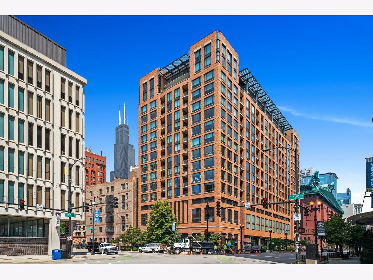 Condominiums Sold Library Tower Chicago Illinois, 520 State