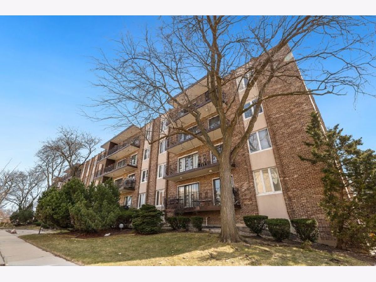 Condominiums Sold Lincoln Terrace Morton Grove Illinois, 5501 Lincoln
