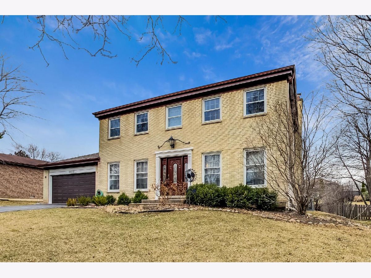 Homes Sold Plum Grove Hills Palatine Illinois, 1122 Plum Tree
