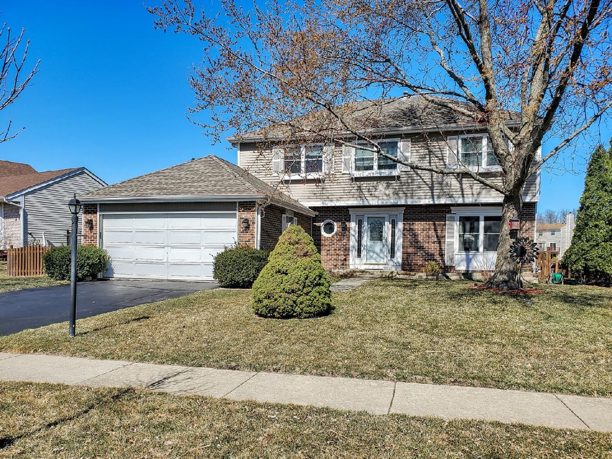 Homes Rented Whispering Ponds Streamwood Illinois, 22 Brookstone