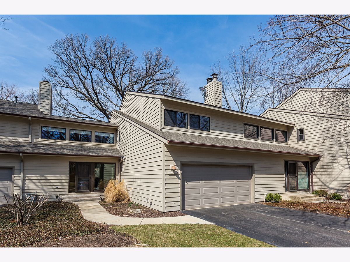 Townhomes Sold Kirkwood Geneva Illinois, 1562 Kirkwood