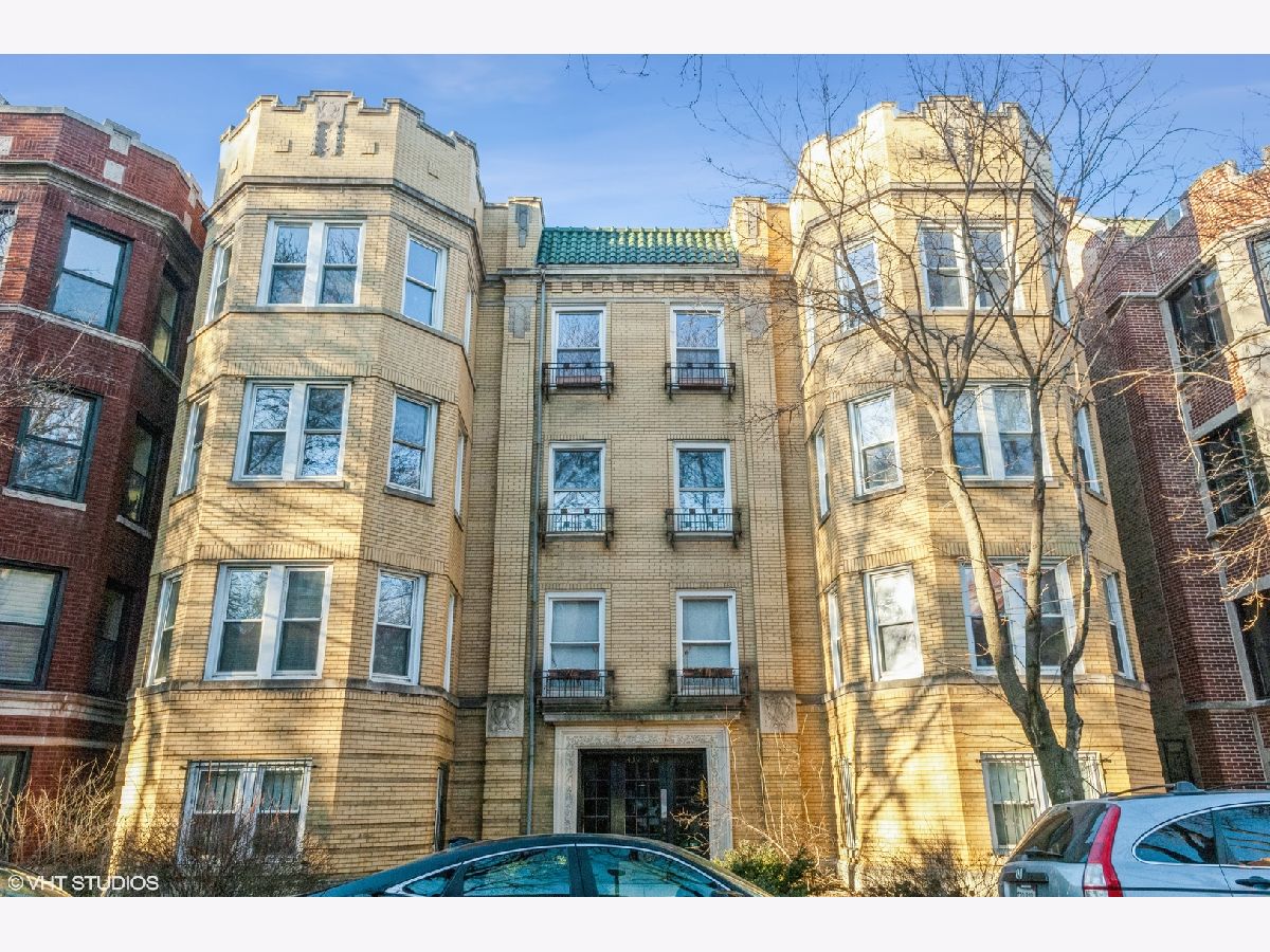 Condominiums Sold Elmdale Commons Chicago Illinois, 1432 Elmdale