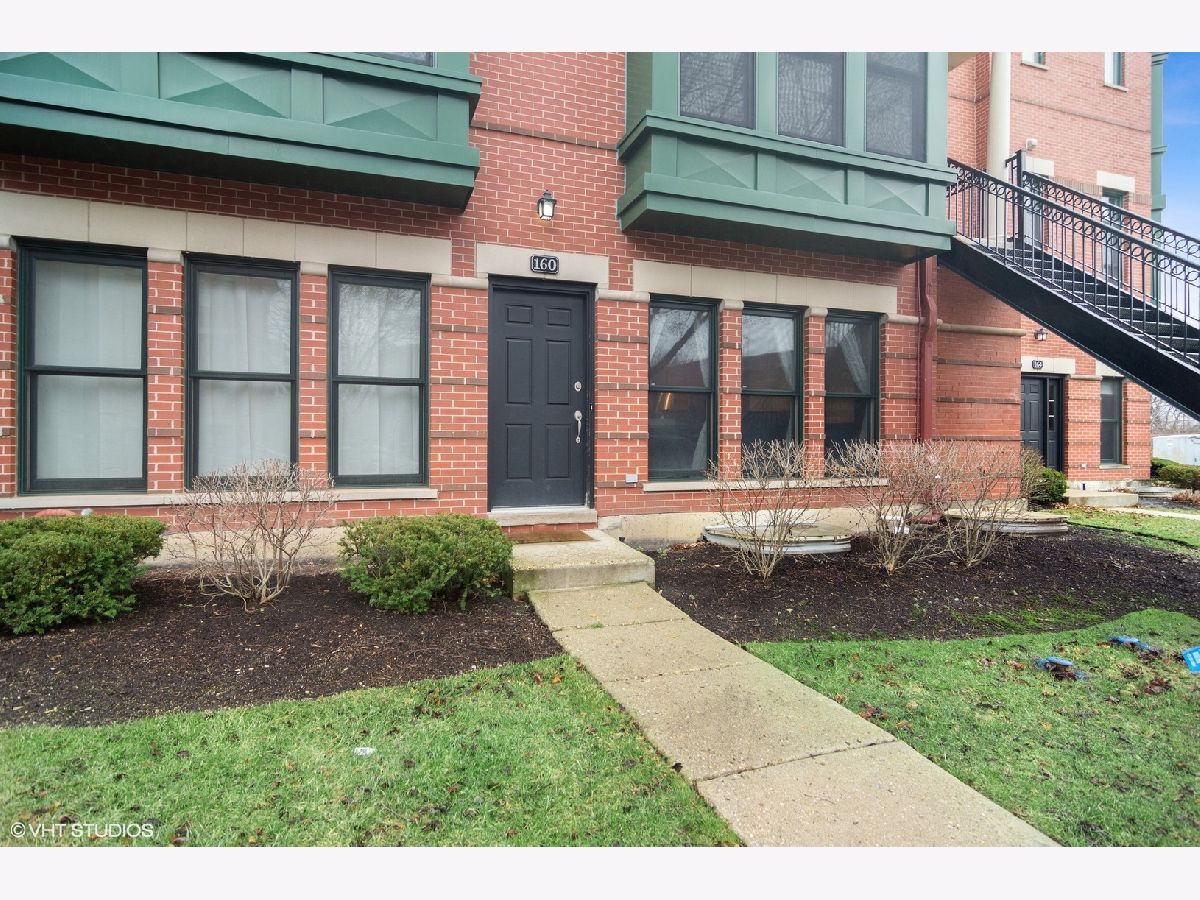 Townhomes Sold Palatine Station Palatine Illinois, 160 Rose
