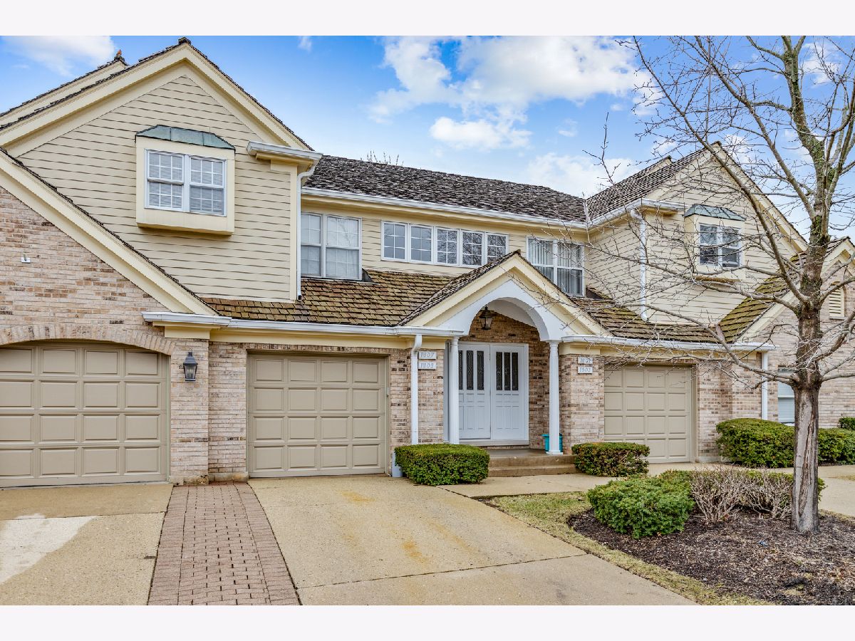 Townhomes & Condos Sold Ashbury Inverness Illinois, 1805 Ashbury