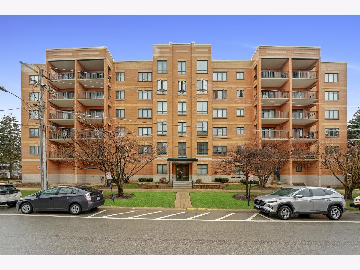 Condominiums Sold Ashland Place Des Plaines Illinois, 1636 Ashland