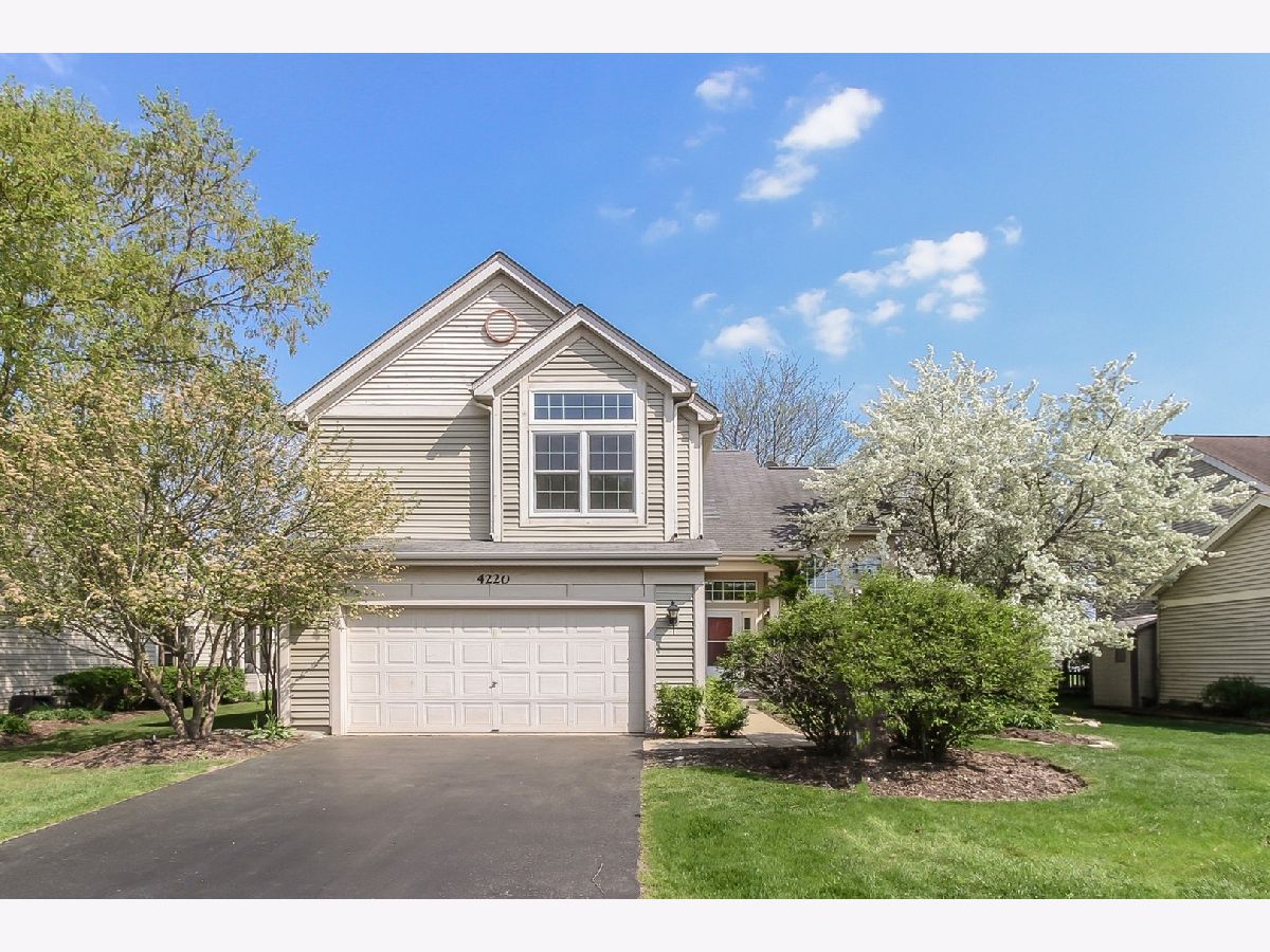 Homes Sold Concord Hills Lake In The Hills Illinois, 4220 Greenfield