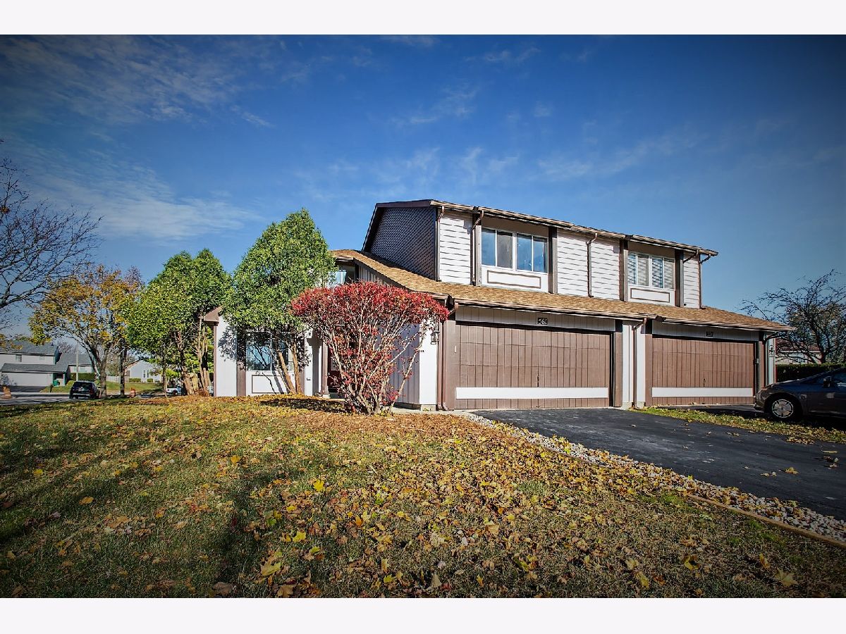 Townhomes Rented Serendipity Buffalo Grove Illinois, 560 Lasalle