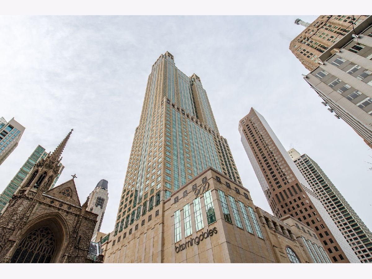 Condominiums Sold Bloomingdales Chicago Illinois, 132 Delaware