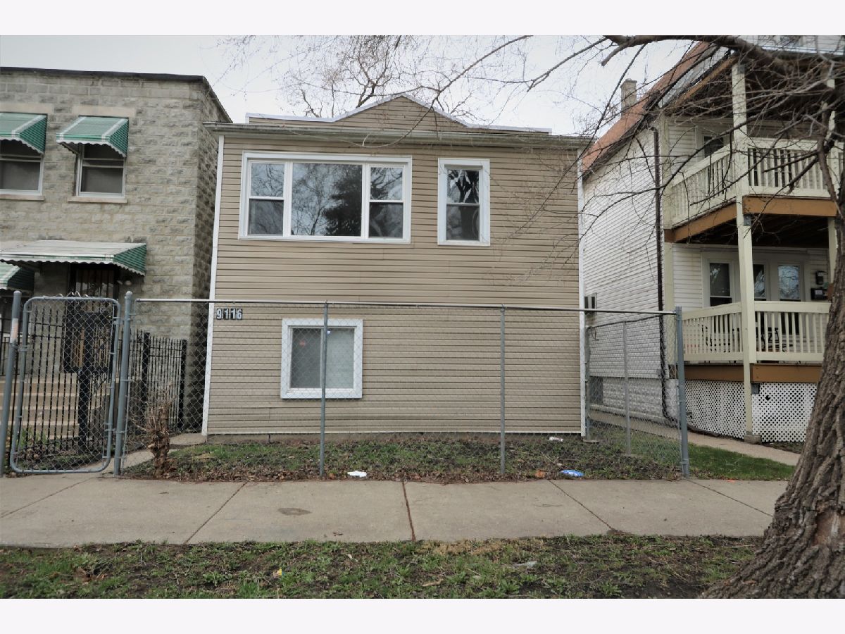 Rented Chicago Illinois, 9116 Woodlawn