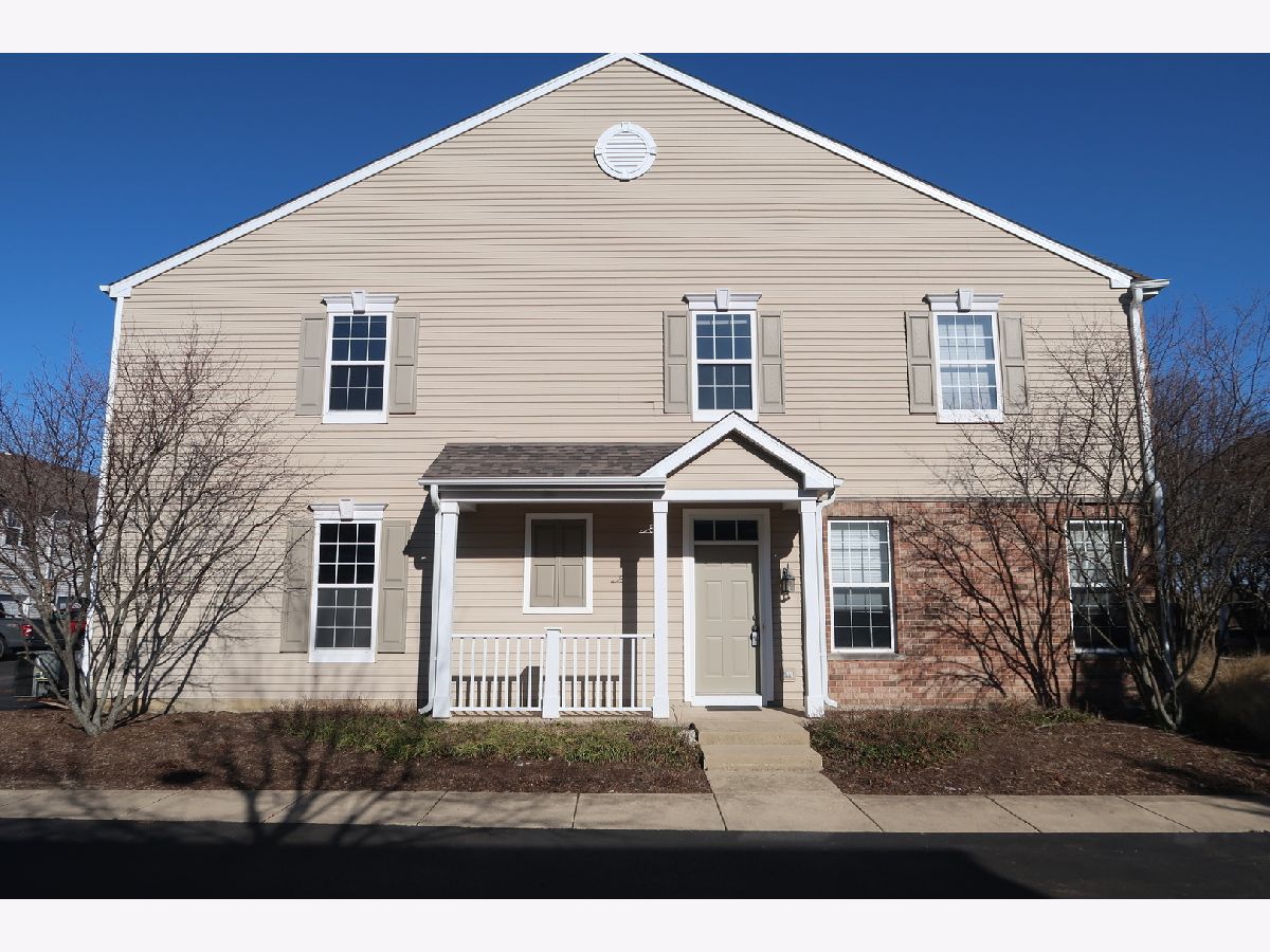 Townhomes Rented Springbrook Townhomes Oswego Illinois, 187 Springbrook