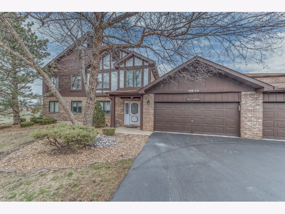 Condominiums Sold Lake Maria Palos Park Illinois, 9839 Terrace