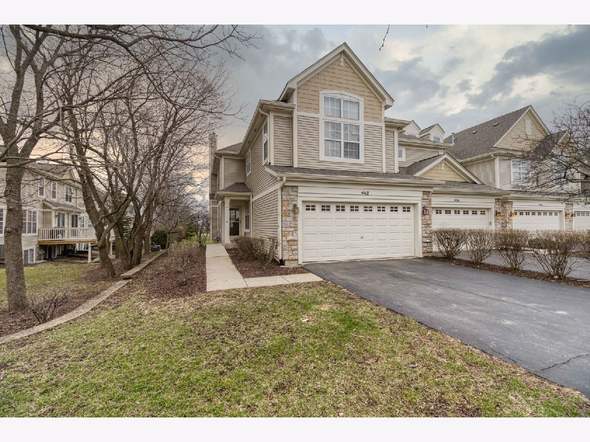 Townhomes Rented Woodland Lakes Aurora Illinois, 462 Vaughn