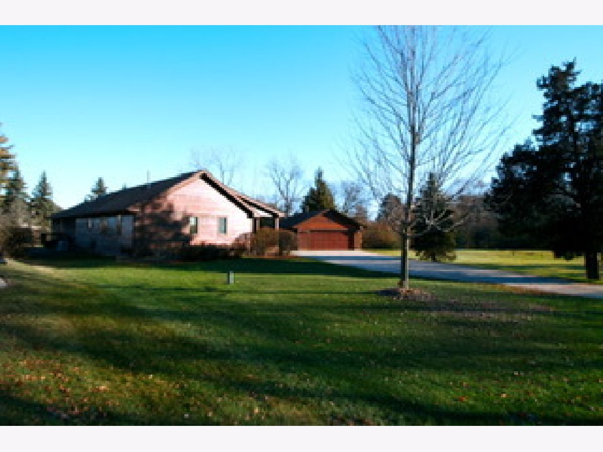 Homes & Townhomes Rented Chestnut Woods Palatine Illinois, 677 Morrison