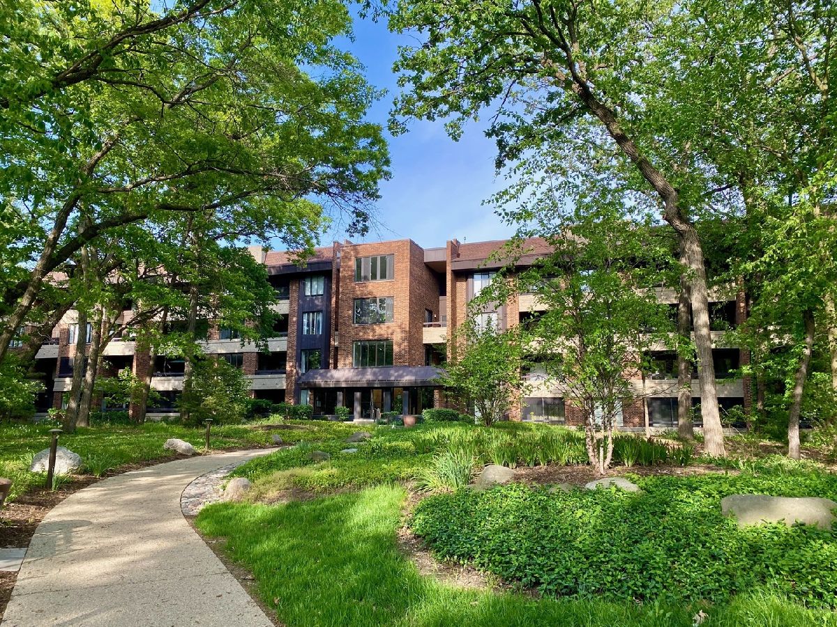 Graue Mill Hinsdale IL, Condos & Townhomes & Homes For Sale & For Rent