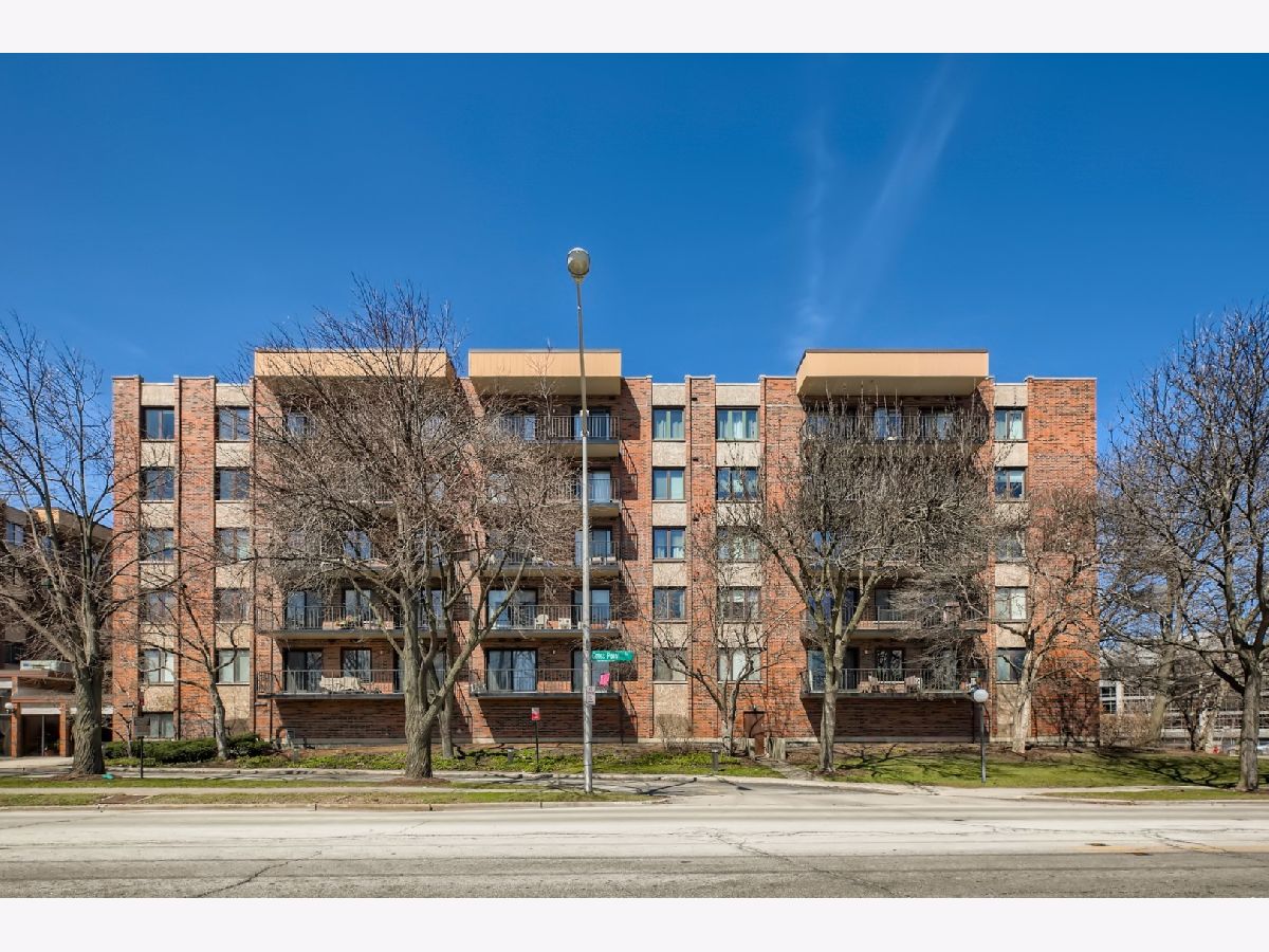 Condominiums Sold North Shore Towers Skokie Illinois, 9560 Gross Point