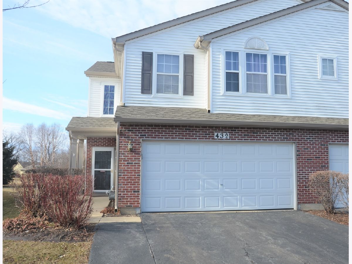 Townhomes & Condos Sold Longford Lakes Yorkville Illinois, 432 Landmark