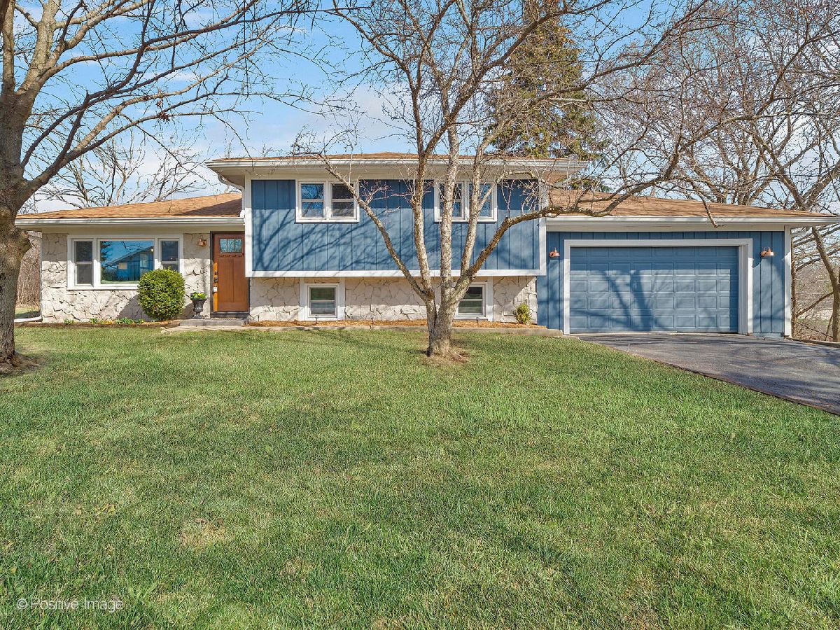 Homes & Condos & Townhomes Sold Woodland West Chicago Illinois, 29W150 Lester