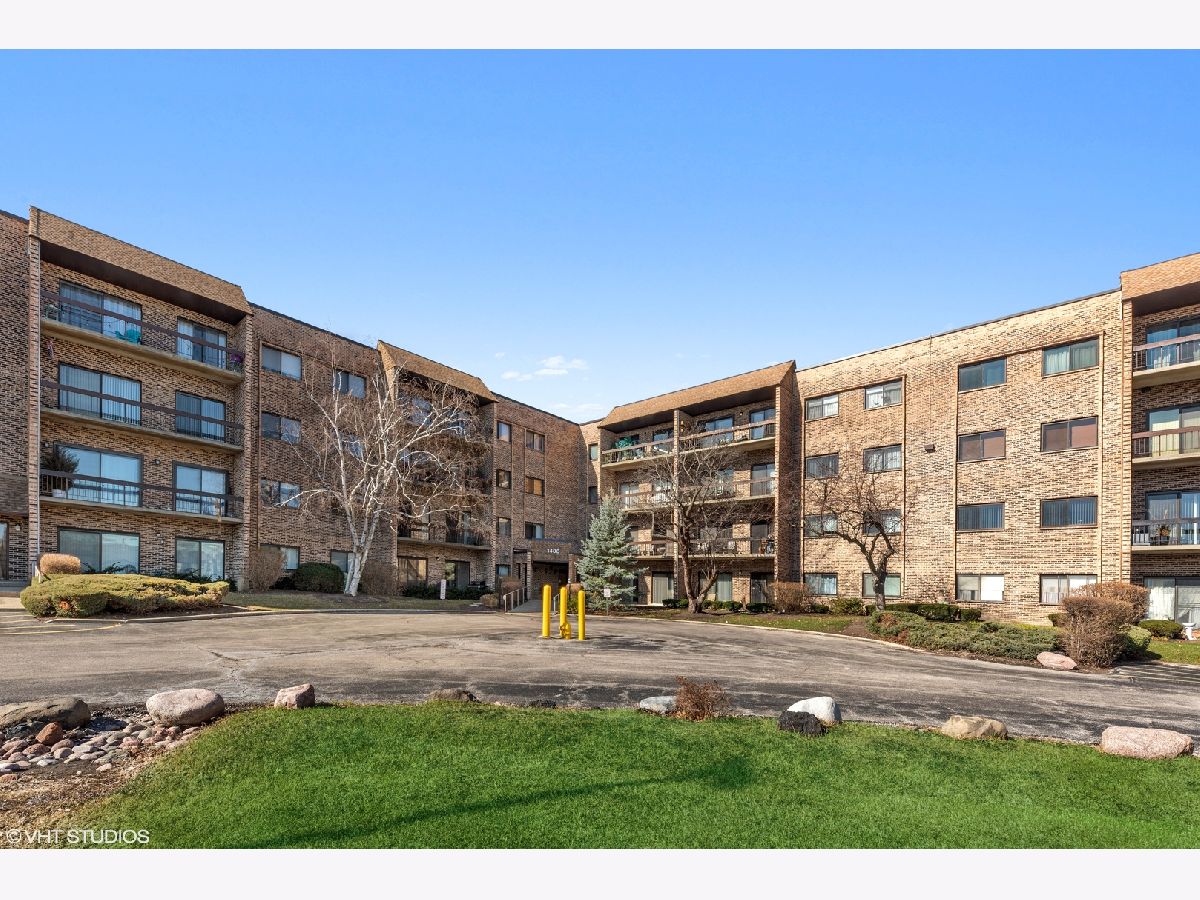Condominiums Sold Orchard Vale Mount Prospect Illinois, 1400 Elmhurst