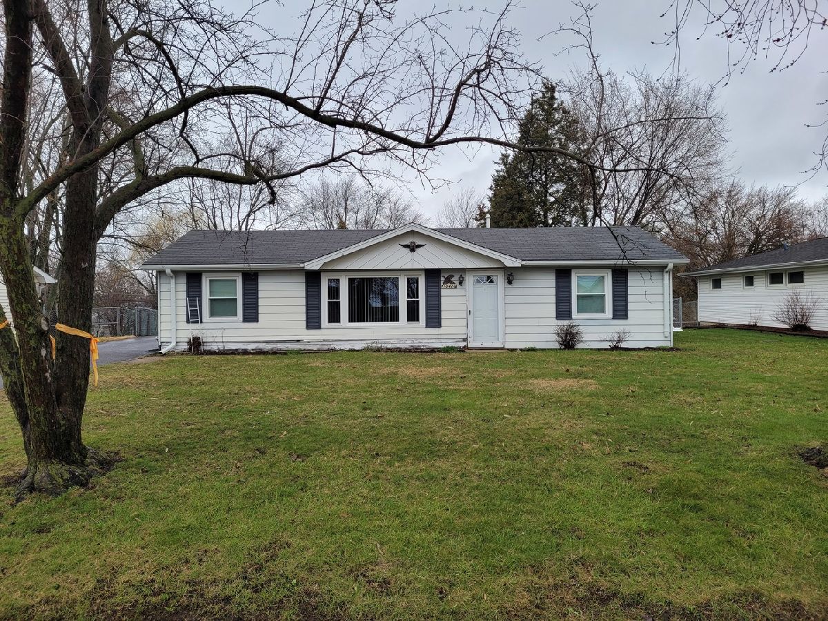 Homes Rented Lockport Heights Lockport Illinois, 16428 147th