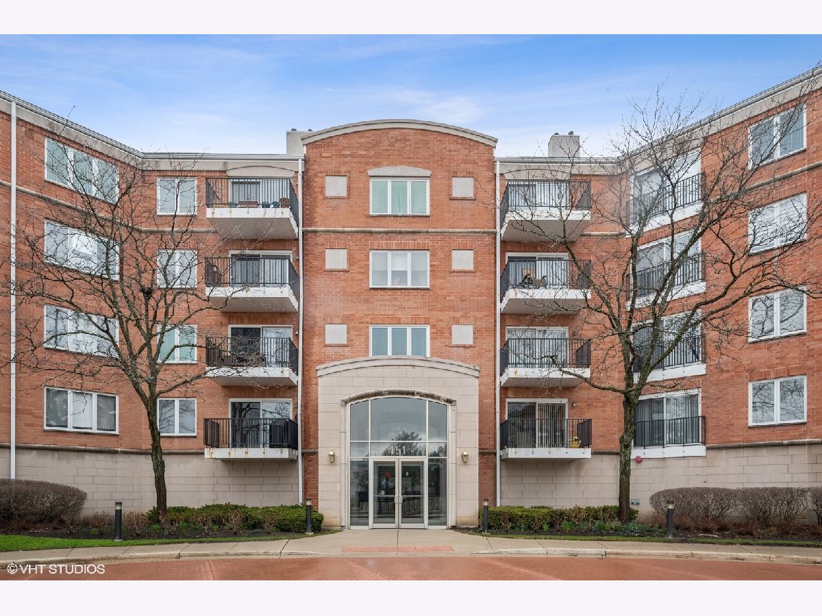 Townhomes & Condos Sold Town Place Buffalo Grove Illinois, 451 Town Place
