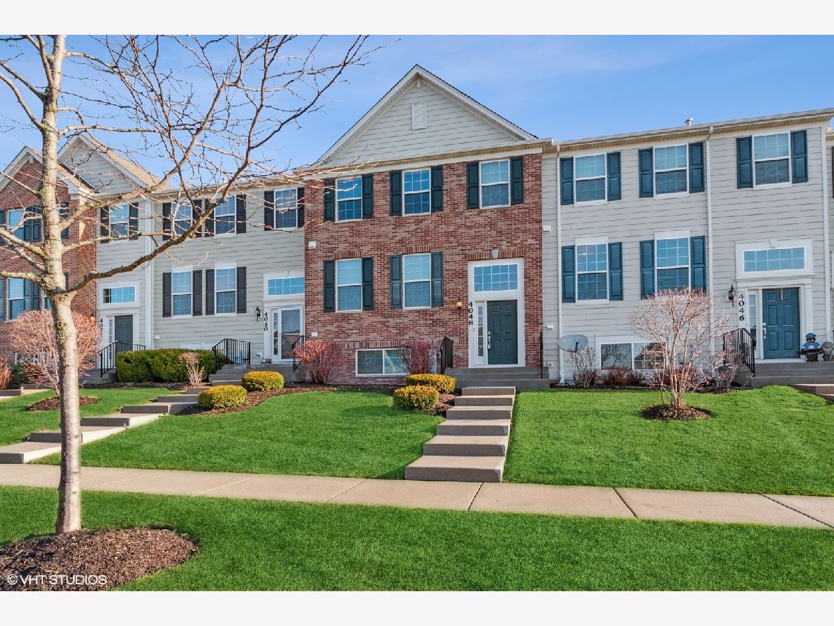 Homes & Townhomes Sold Cedar Grove Elgin Illinois, 4048 Pompton